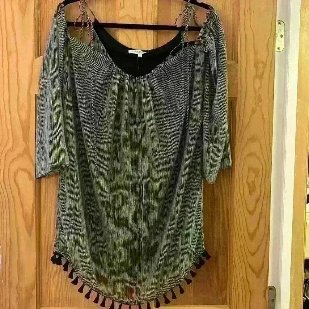 Never Worn Heartloom Bri Black and White Cold Shoulder Mini Dress